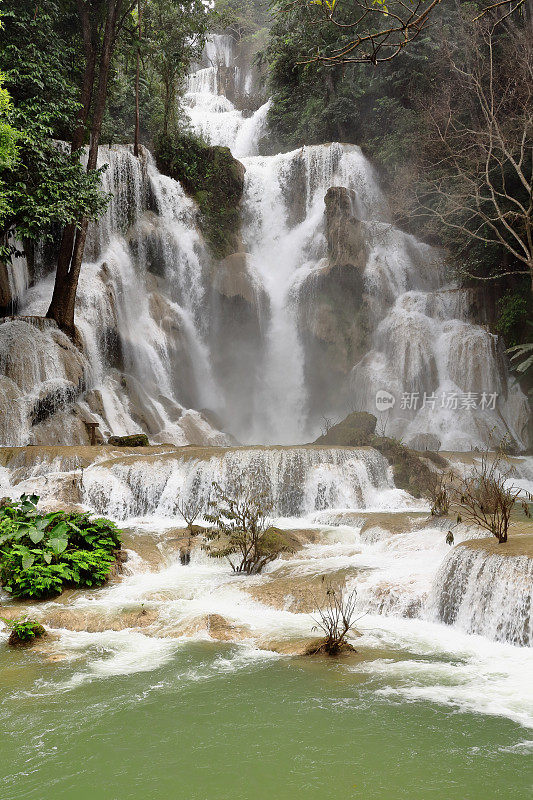 主瀑布-60 ms.drop-Tat Kuang Si-Deer Dig瀑布。皇太后Prabang-Laos。4172